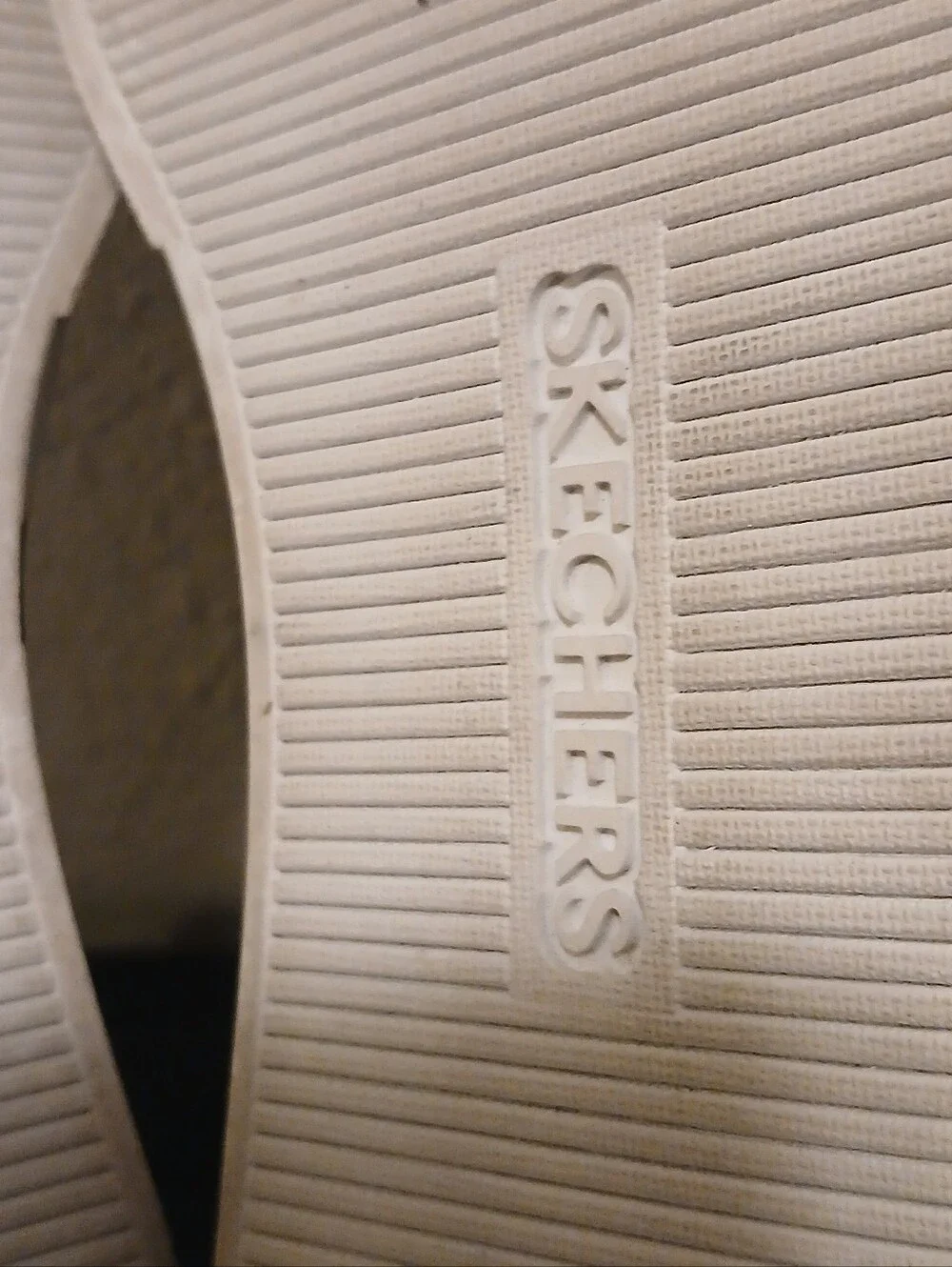Skechers fun stylish